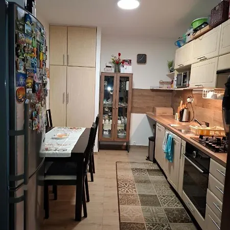 Krasny 3 Izbovy Bratislava-lamac *