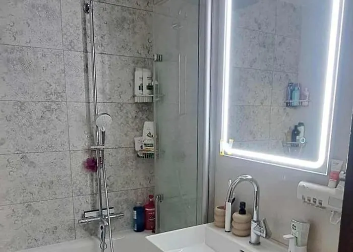 Apartment Krasny 3 Izbovy Bratislava-lamac